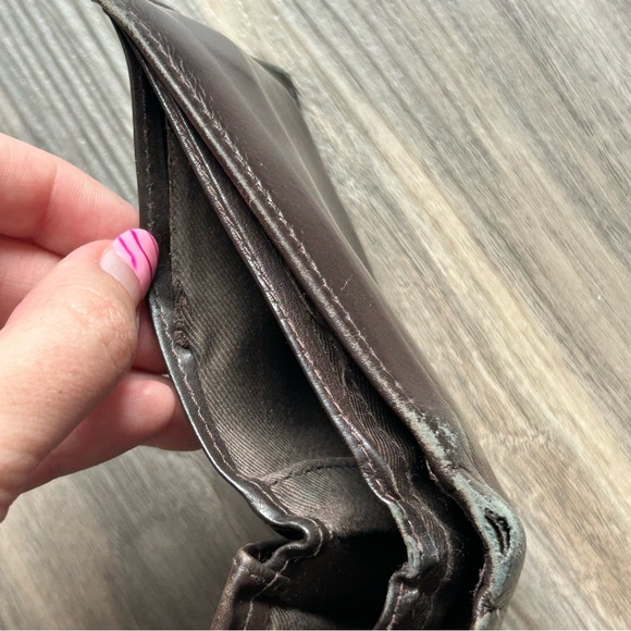 Wilsons Leather Wallet With Insert - Picture 9 of 11